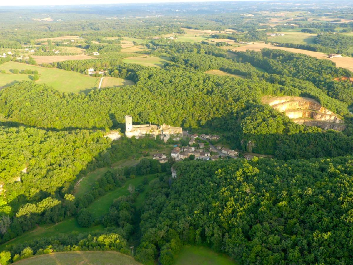 Hauts De Sentelines Sejour Authentique En Pleine Nature Gavaudun Exteriér fotografie